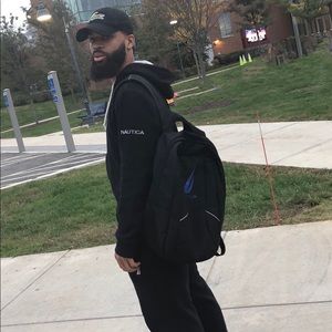 Meet your Posher, Karis